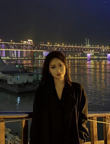 琪琪c605的照片