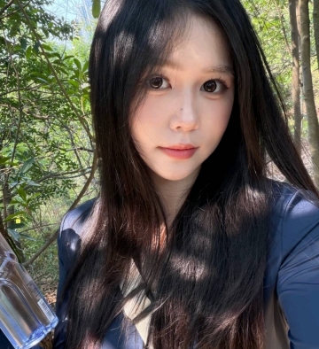 Byebyebye的照片