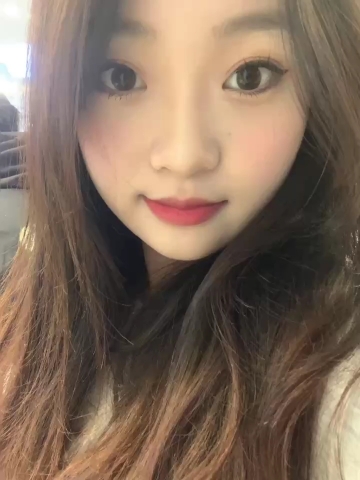 倾心一笑的照片