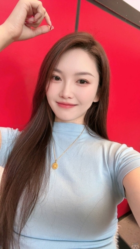 凌琳的照片