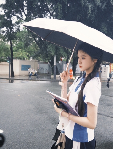 你的小秘书呀的照片