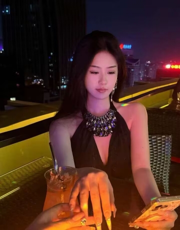 诗柔的照片