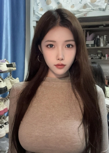 琳琳布林的照片