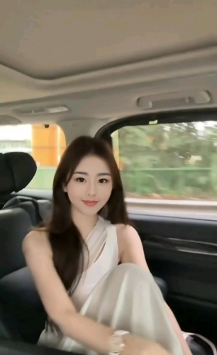 于彤的照片