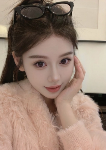 爱笑的睛的照片