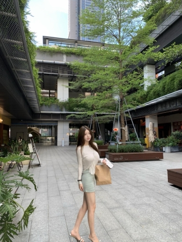 猫系女友的照片