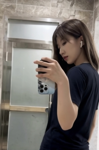 安妮Annieg的照片