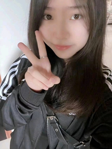 请叫我大白兔的照片