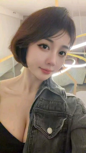 璐璐爱睡觉的照片