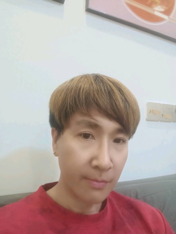 大哥还帅的照片