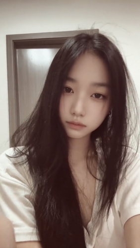 吖吖r186的照片