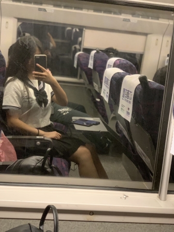 蜜桃官官的照片