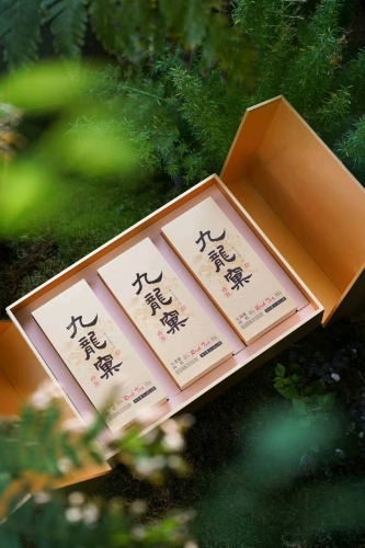 吉米多维奇的照片