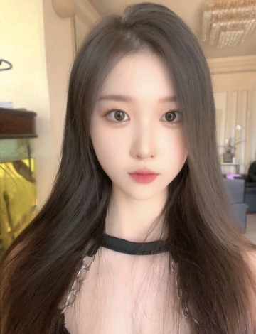 小红帽猫的照片