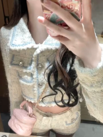 是嘟嘟呐的照片