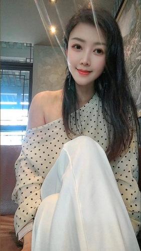 叁彩吉花的照片