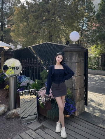 我给空气撒个娇的照片