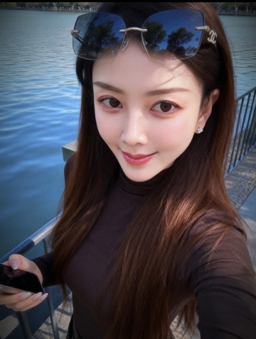 小尤尤尤的照片