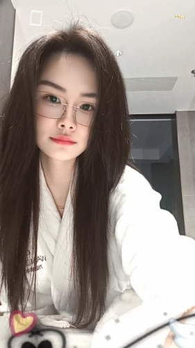 清妍很哇塞的照片