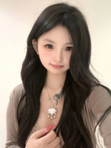 小怡乖乖的照片