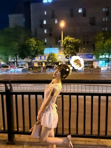 若若困了的照片