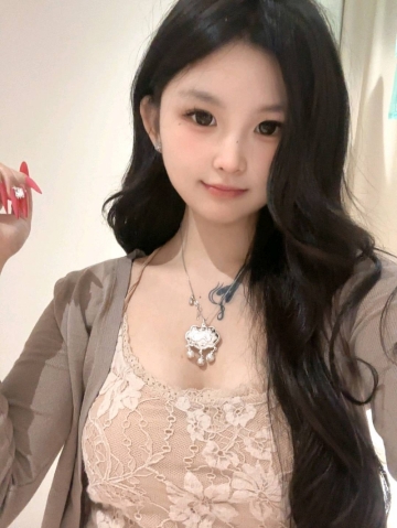 小怡乖乖的照片