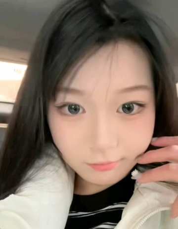 李云朵的照片