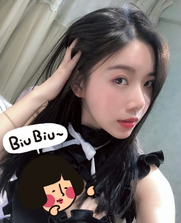 甜甜的婷的照片