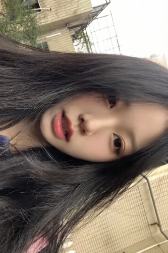 吖吖r186的照片