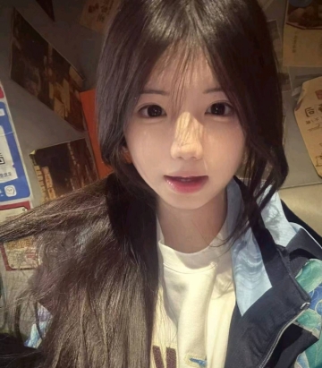 顾盼盼的照片