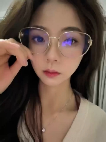 小鸭梨的照片