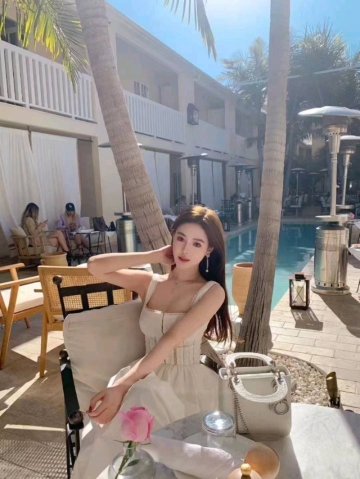 是诗瑶呀的照片
