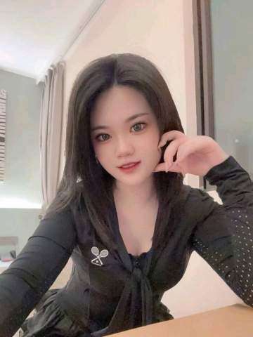 洛小西的照片