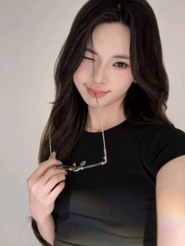小羊羔不乖的照片