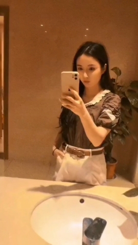 金懒懒的照片
