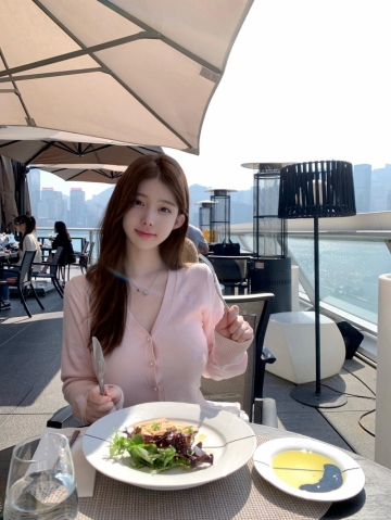 猫系女友的照片
