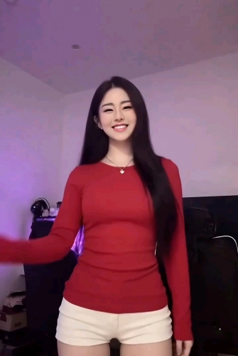 于彤的照片