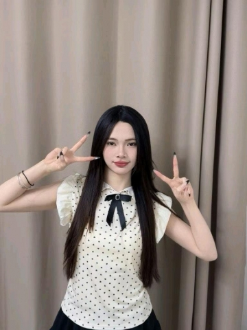 小羊羔不乖的照片