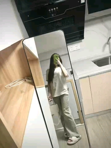 宇婷的照片