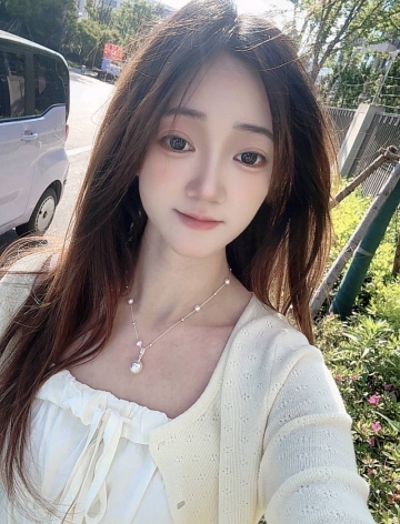 芯芯1的照片
