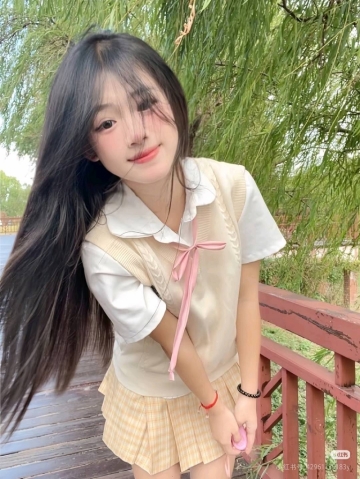 1个小女孩的照片