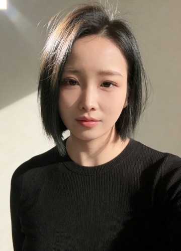 小瓶bjh子的照片