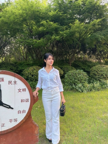 娜珊的照片