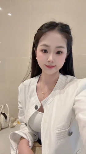 云朵上的棉花糖的照片