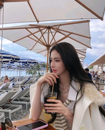 娜娜不吃香菜的照片