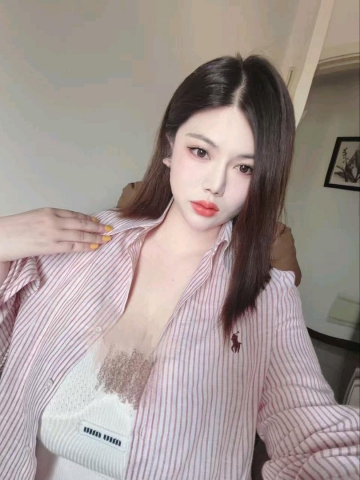 臭宝贝她的照片