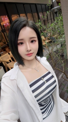 小瓶bjh子的照片
