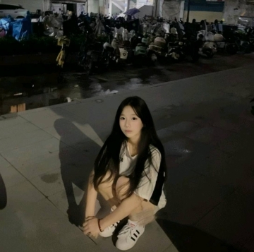 茹茹不小心的照片