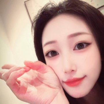 爱琳琳的照片