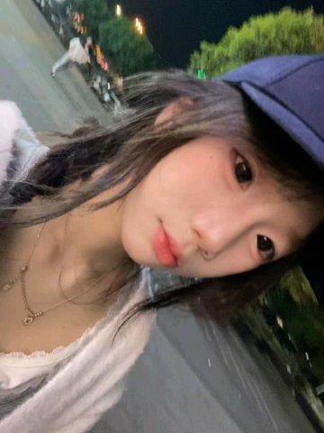 茹茹不小心的照片